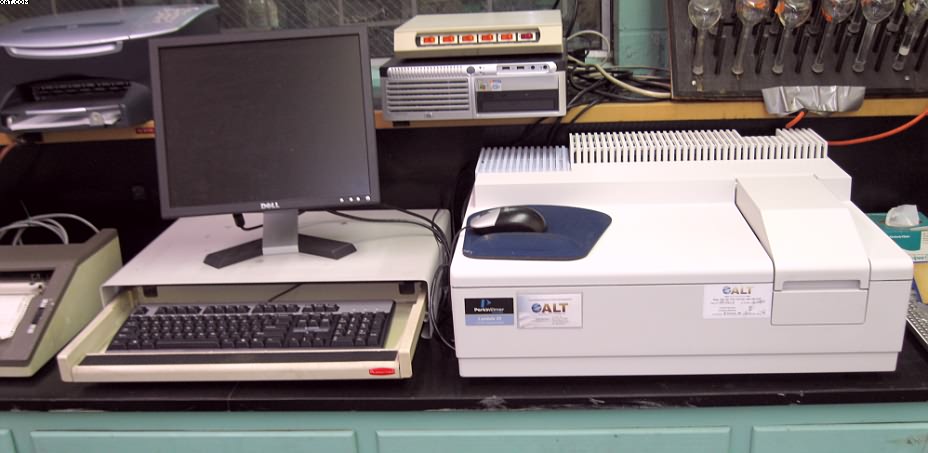 PERKIN ELMER LAMBDA 25 UV/VIS Spectrophotometer,